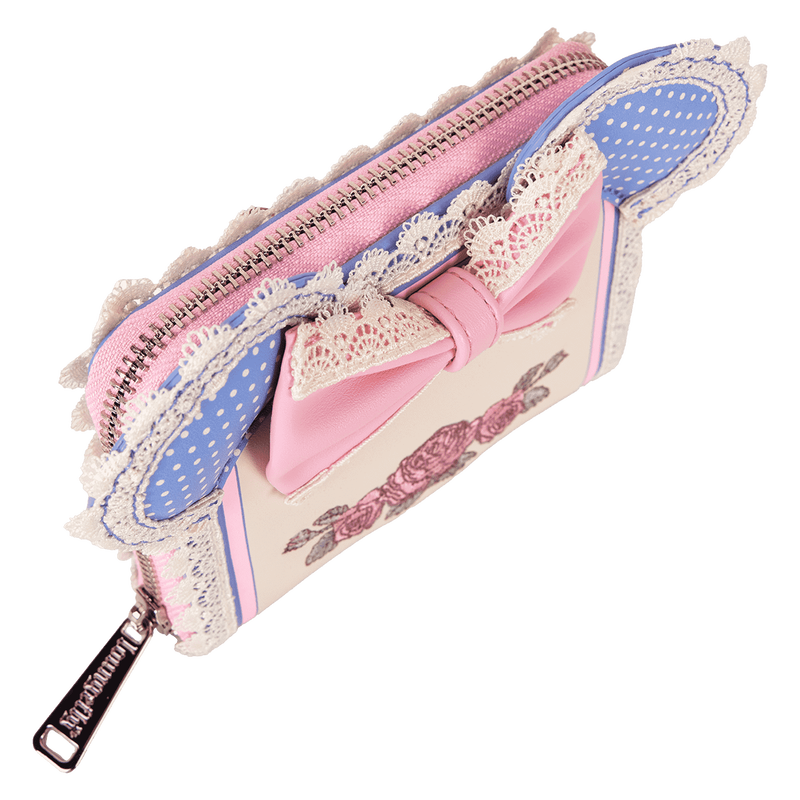 WDWA3269-LFDISNEYMINNIEFLORALANDLACEEARSWALLET-1284-1.png